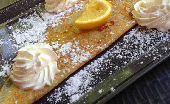 Crêpe au citron et chantilly